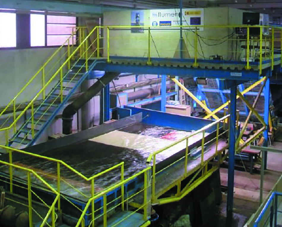 Piattaforma  in scala reale usata per gli esperimenti presso l’Università Politecnica di Catalogna (Barcellona, Spagna)