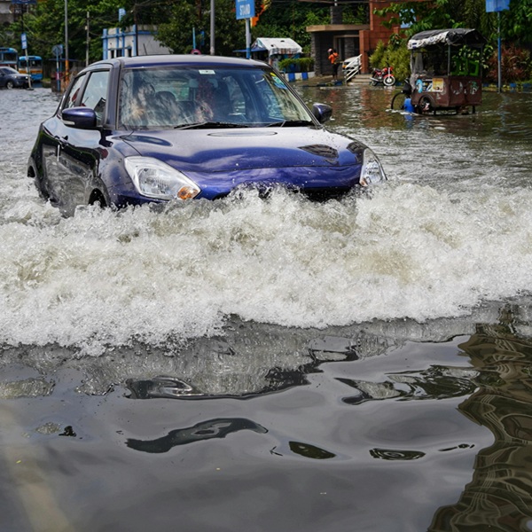 Impatto dei cambiamenti climatici sugli allagamenti in aree urbane